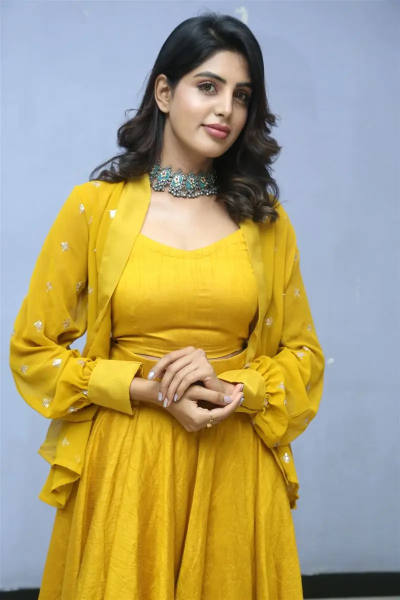 TELUGU ACTRESS NAVAMI GAYAK AT OO MANCHI GHOST MOVIE RELEASE EVENT 15